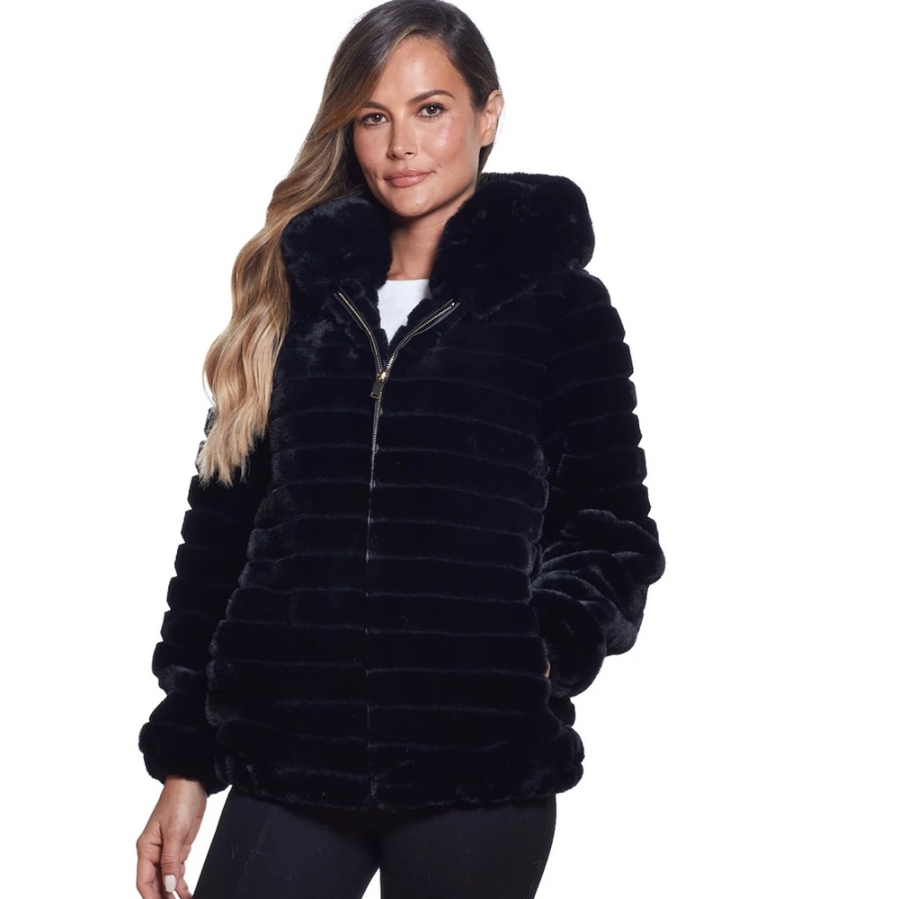 Women's Gallery Black Faux Fur Jacket